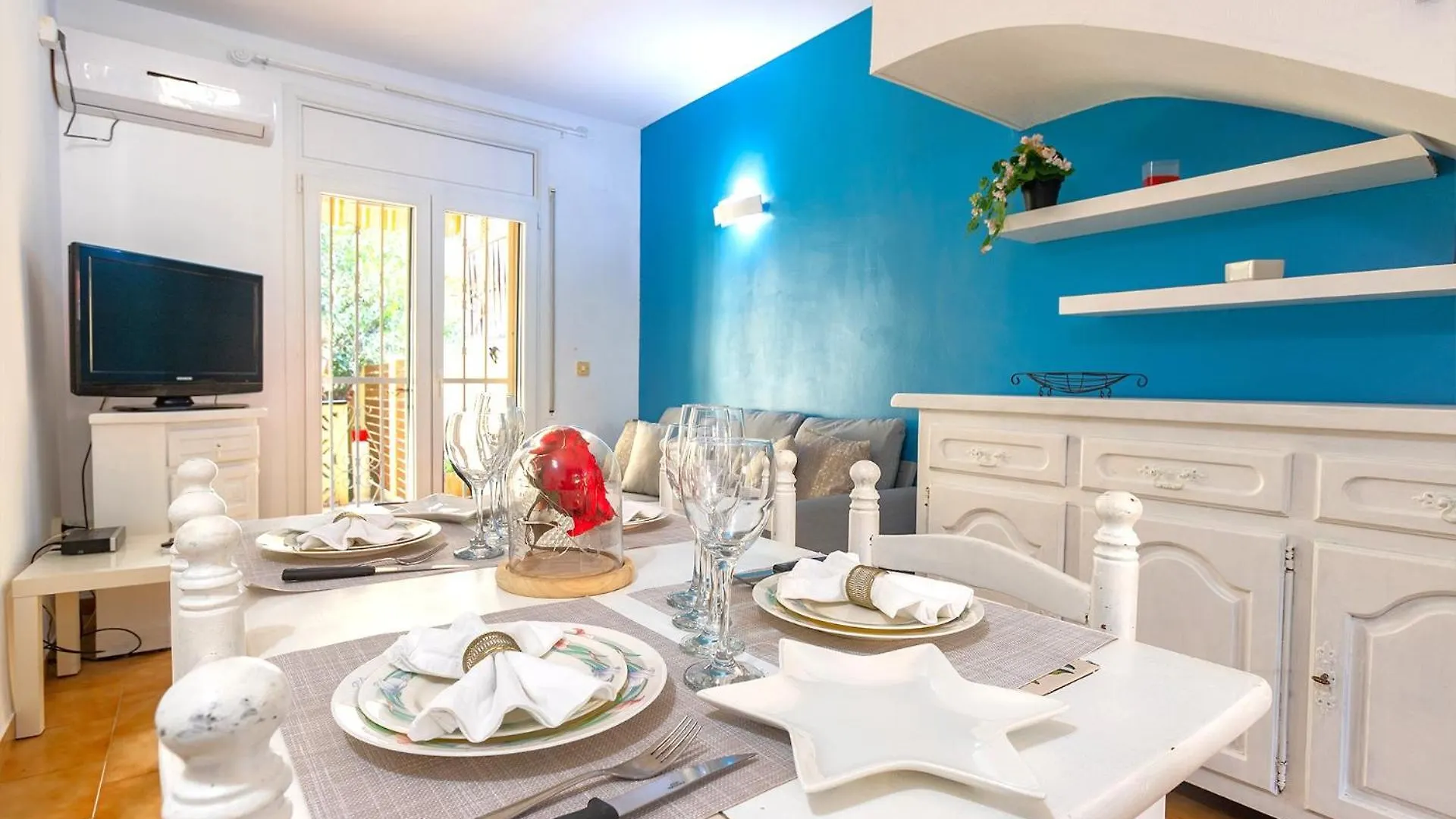Rnet - Santa Maria Villa Roses Spanien